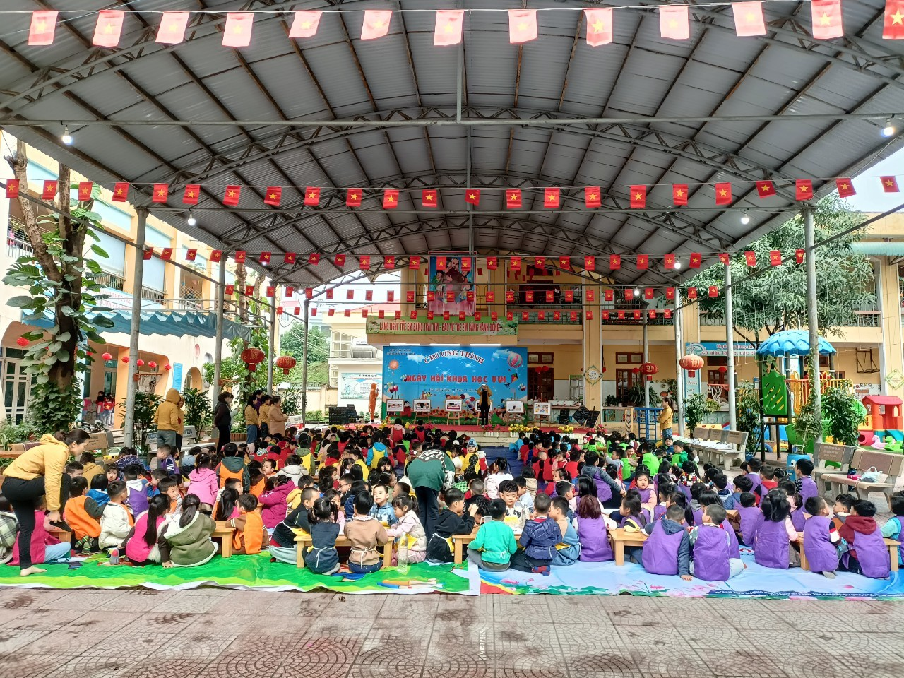 Ngày hội "Khoa học vui" của các bé yêu.